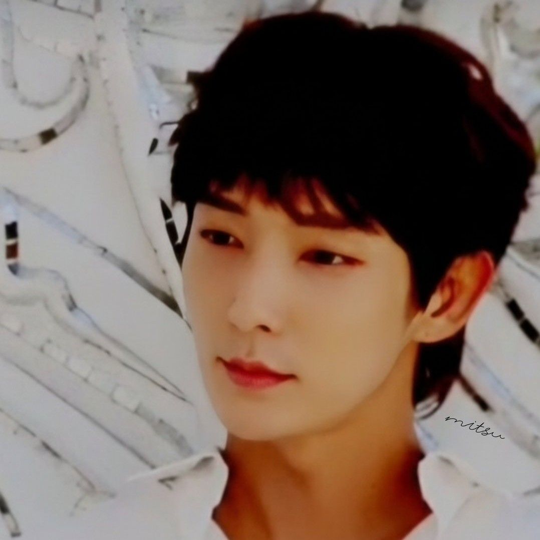 Foto terbaru dari Lee Joongi