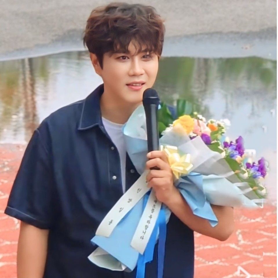 Behind-the-scenes cut of Jin Haesung