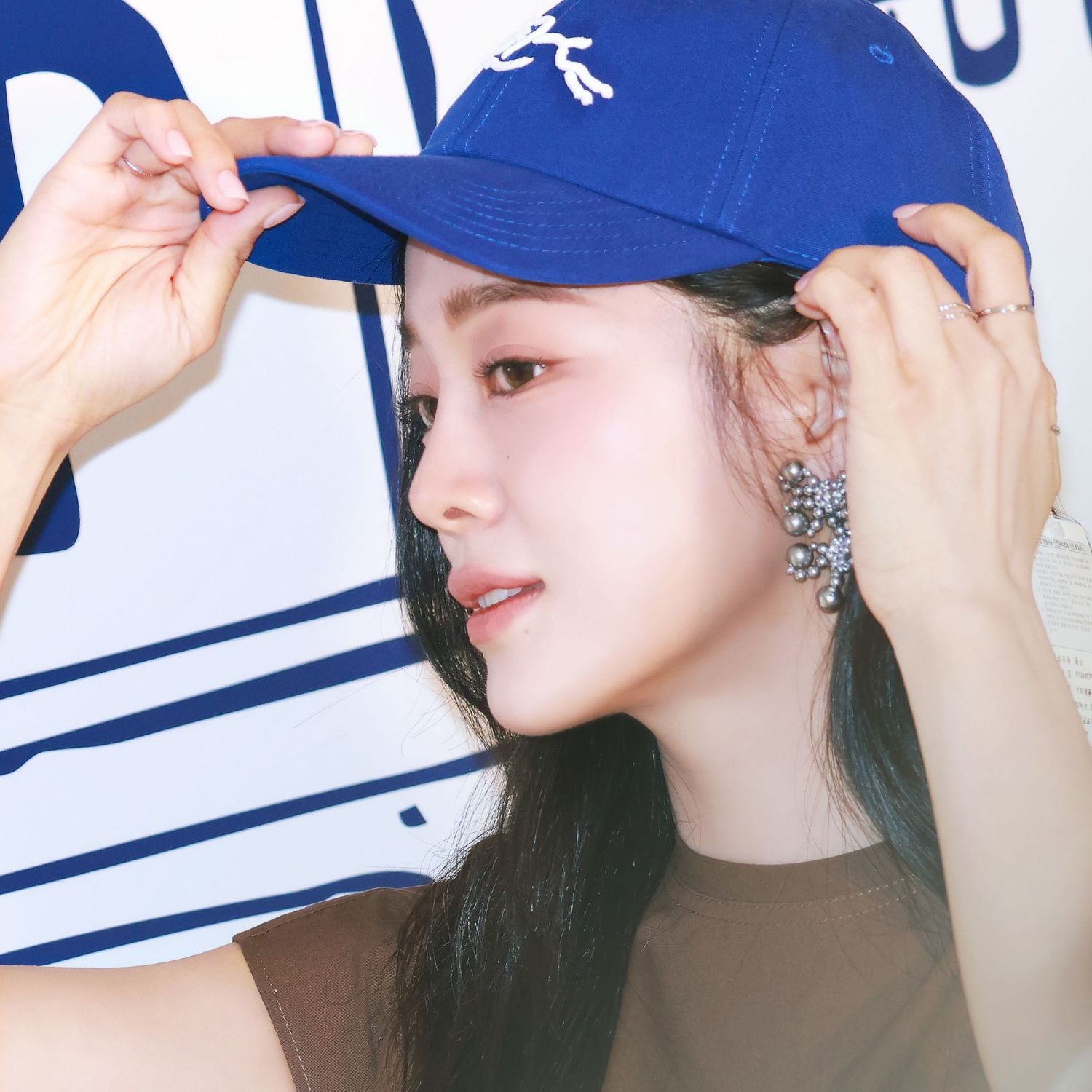 Recent activity shot of Kim Sejeong