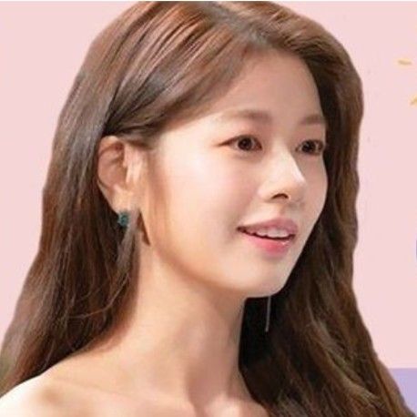 Behind-the-scenes cut of Jung Somin