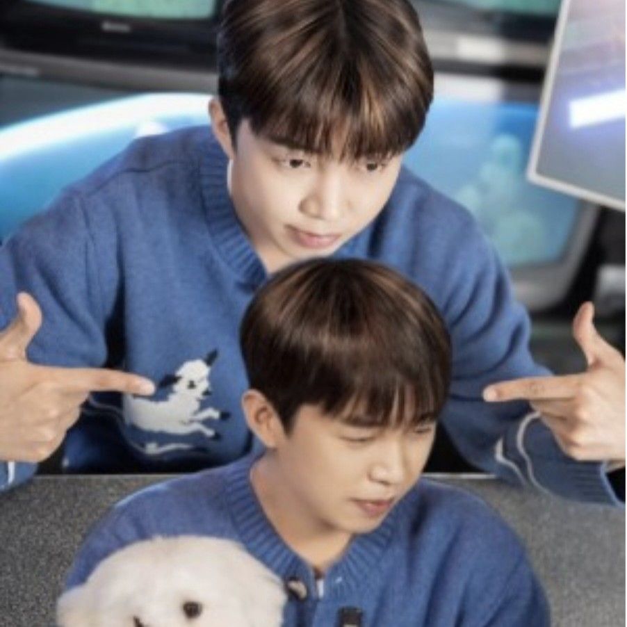 Behind-the-scenes cut of Lim Youngwoong