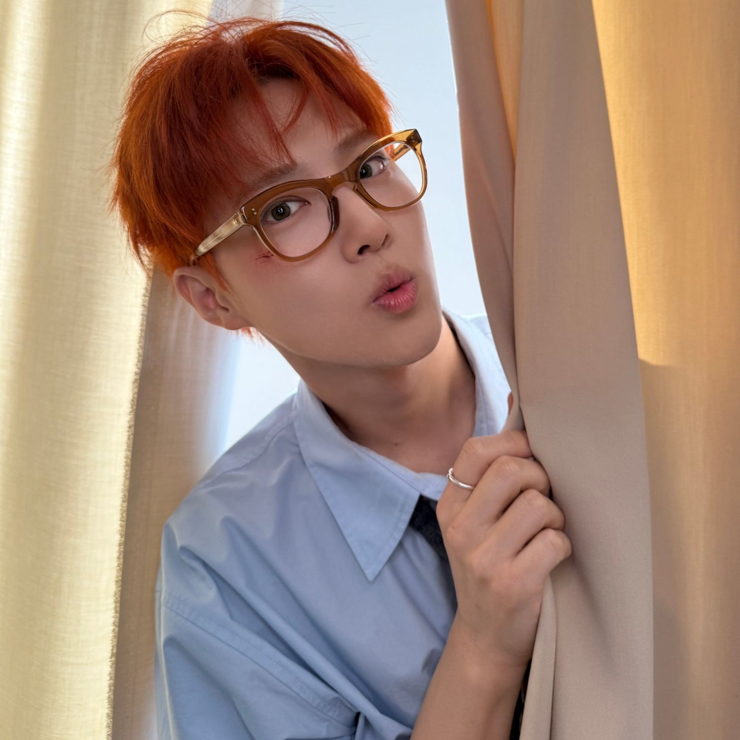 Behind-the-scenes cut of Doh Kyungsoo (D.O.)