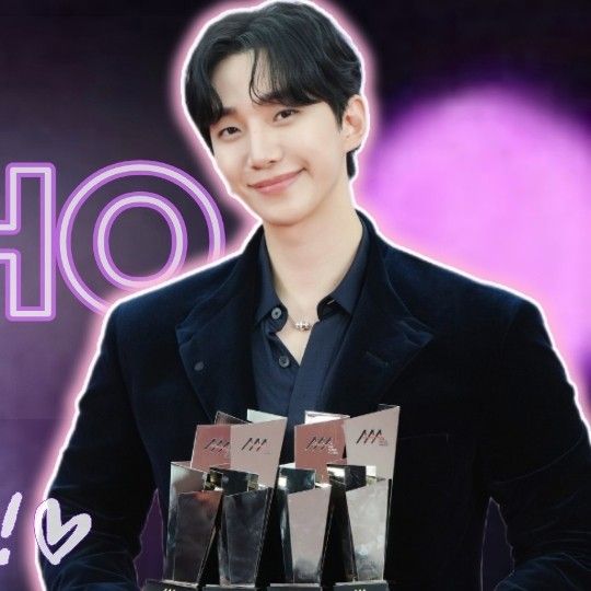 イ・ジュノのビハインドカット