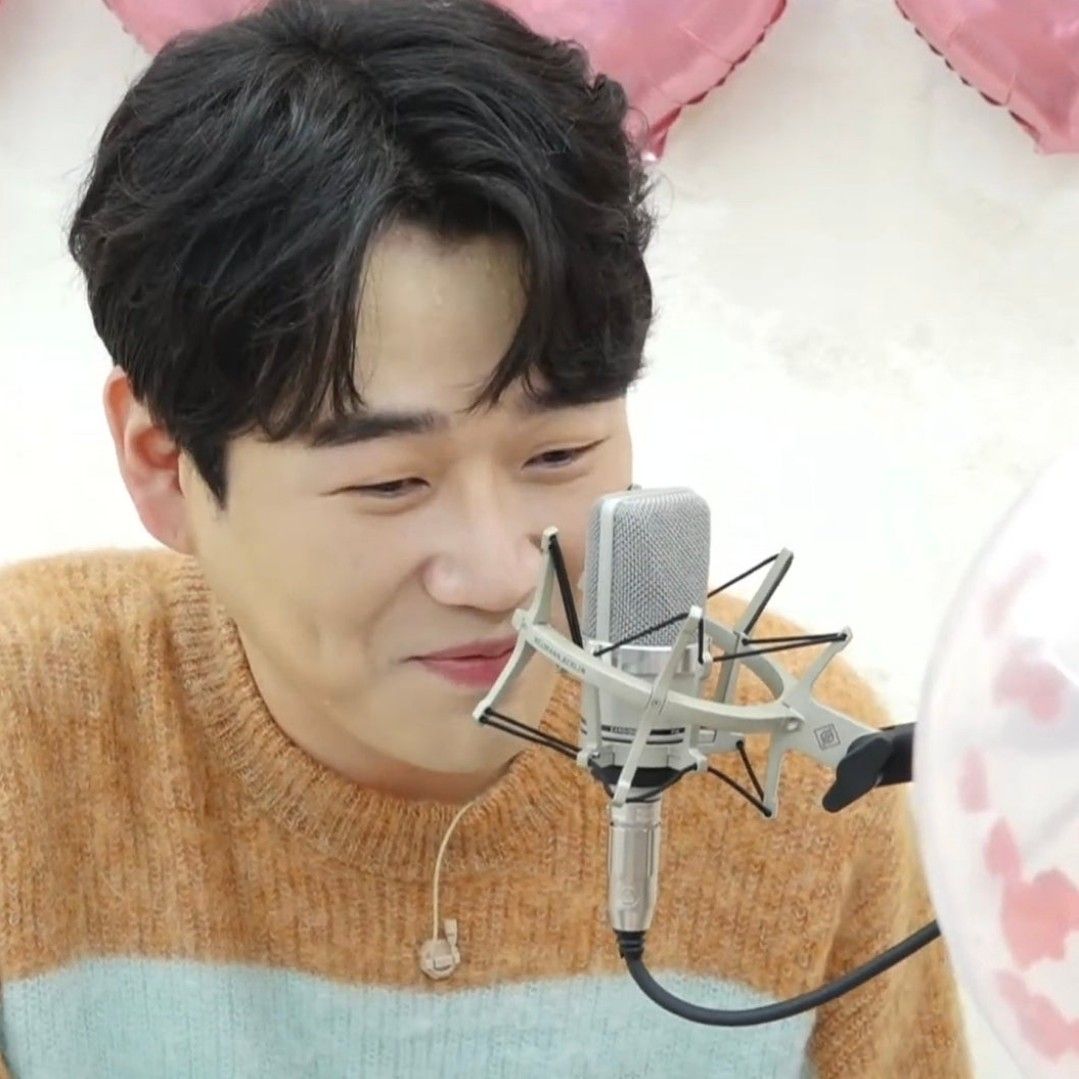 Latest photo of Hwang Youngwoong