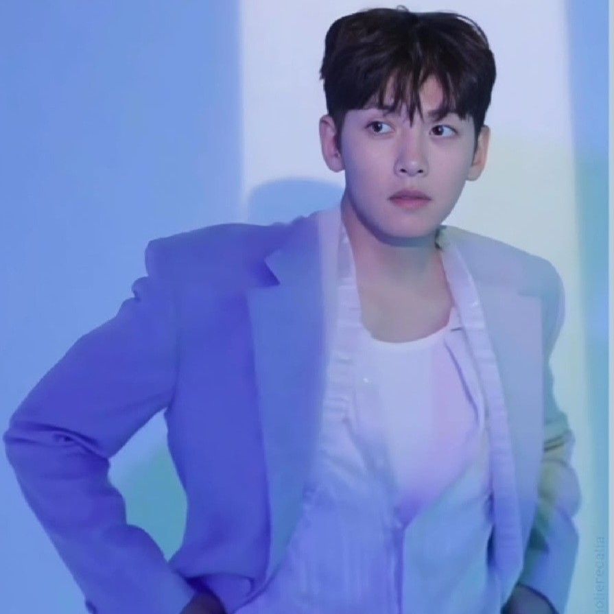 チ・チャンウクのビハインドカット