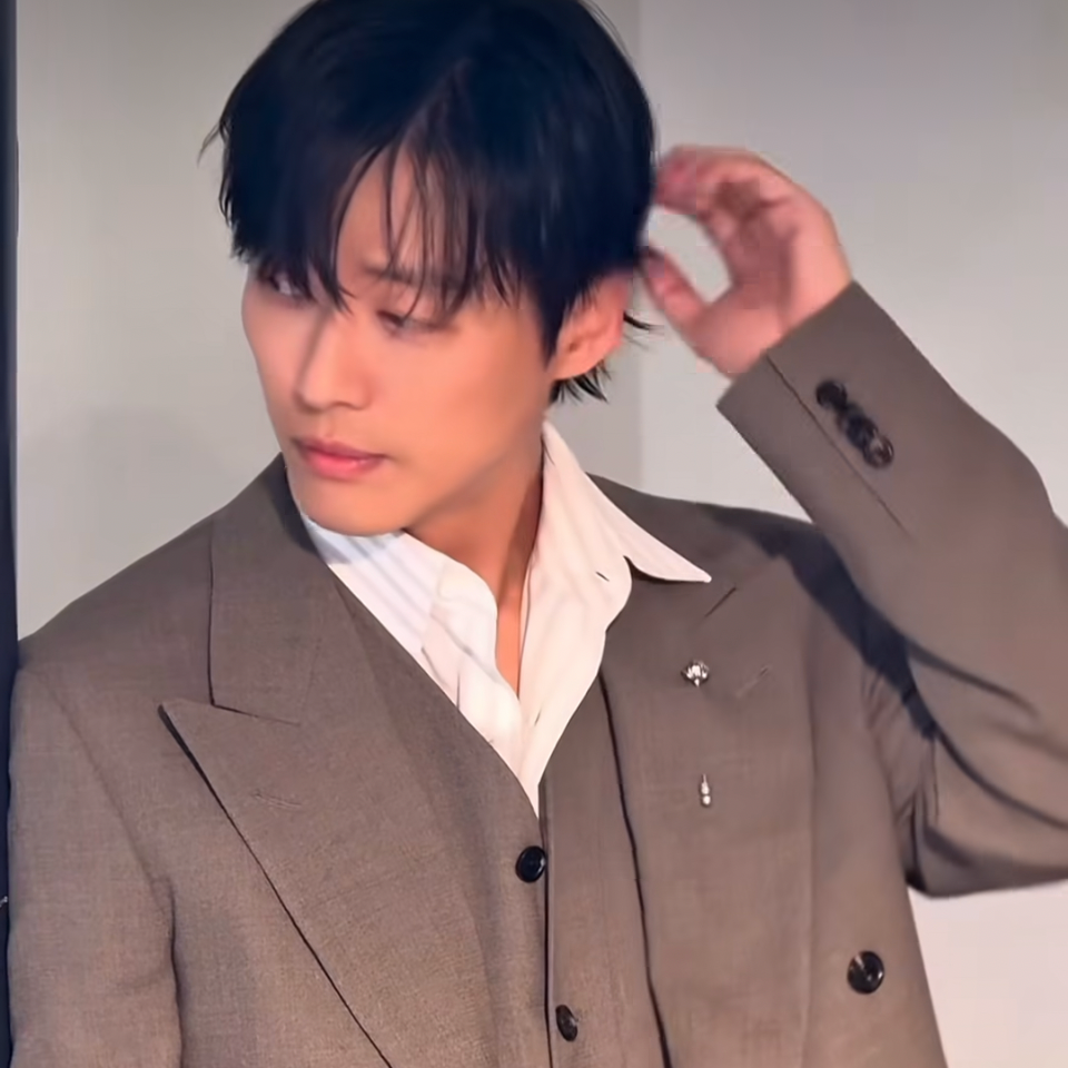 Latest photo of Namkoong Min