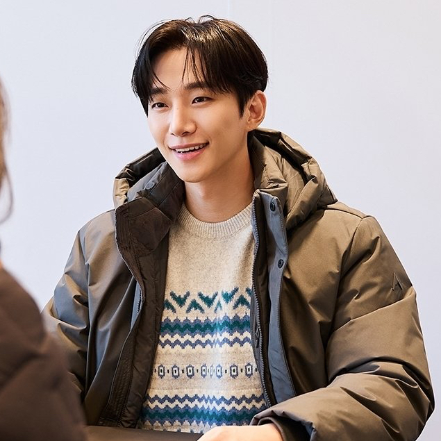 粉丝拍下的李俊昊瞬间