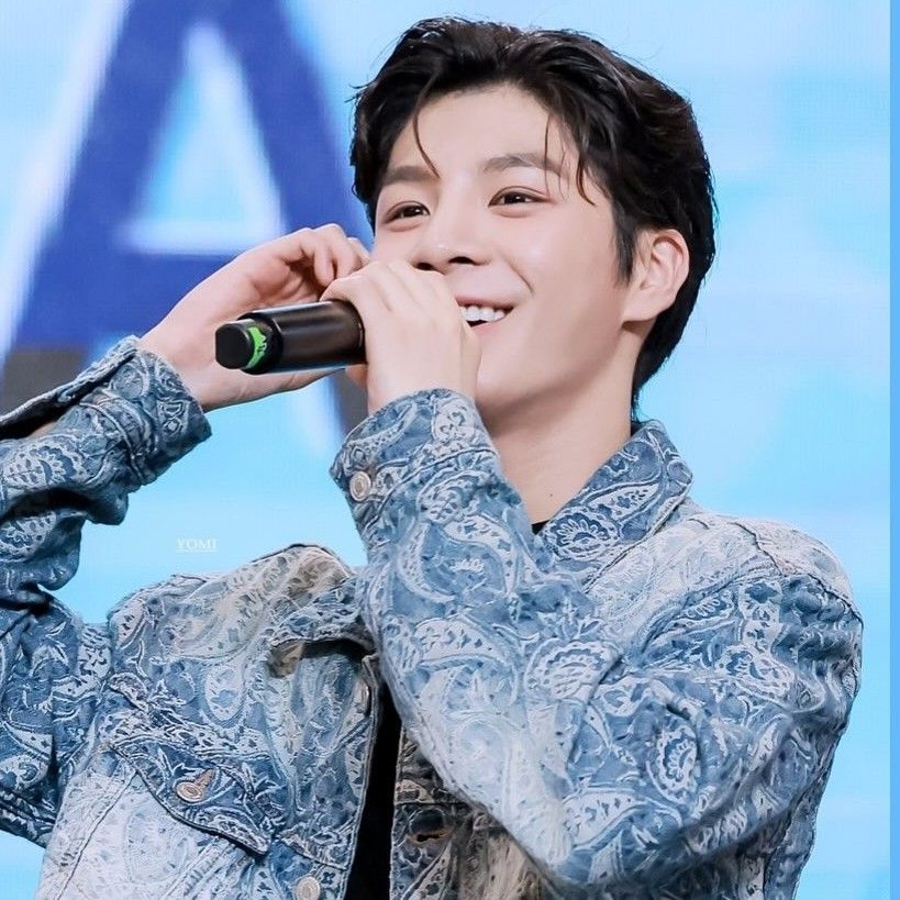 Latest photo of Jeong Dongwon