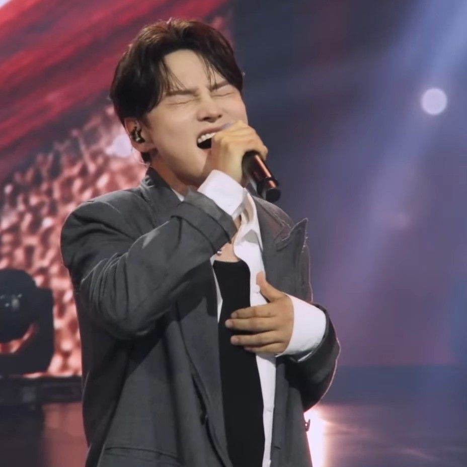 A moment captured by a fan of Park Seojin