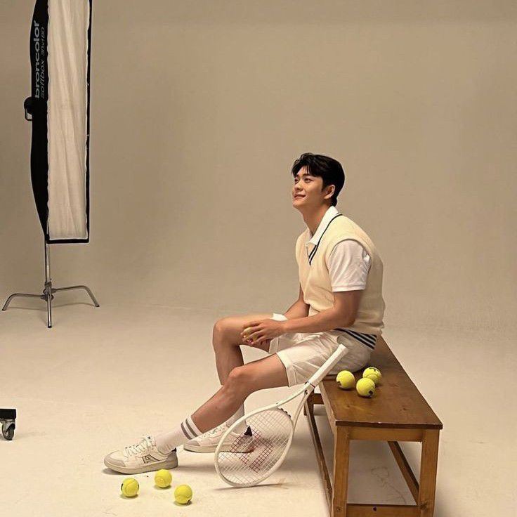 Behind-the-scenes cut of Kang Taeoh