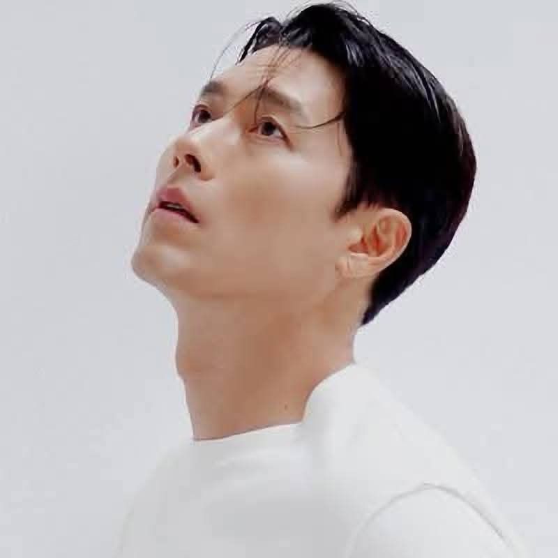 Foto kegiatan terbaru dari Hyun Bin