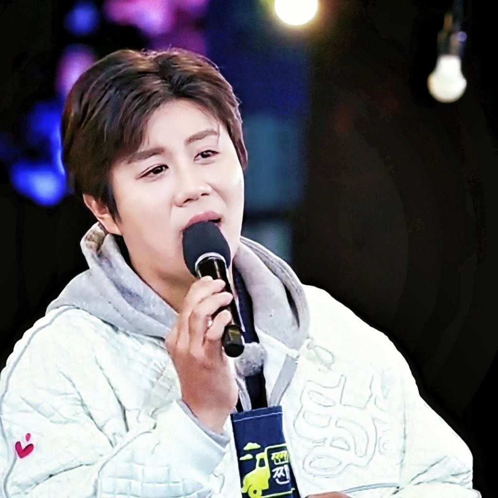 Recent activity shot of Jin Haesung