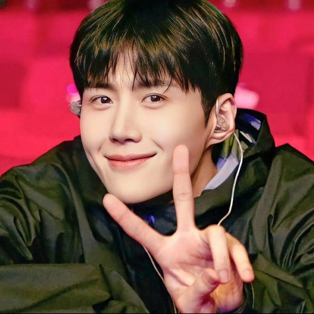 Cuplikan di balik layar dari Kim Seonho