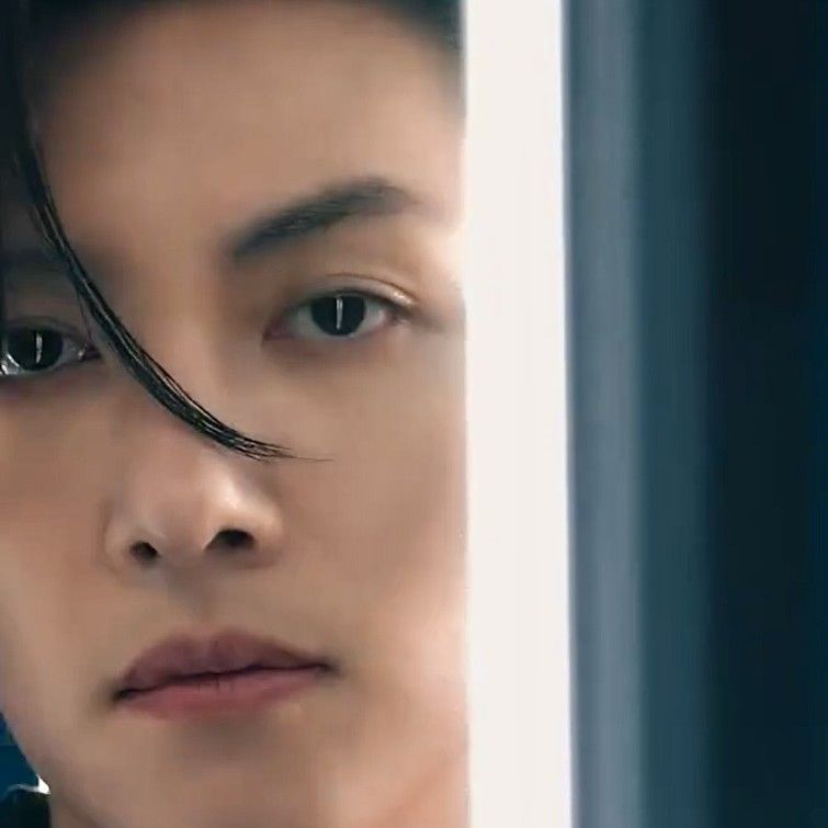 Behind-the-scenes cut of Ji Changwook