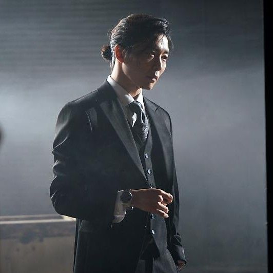 粉絲拍下的金材昱瞬間