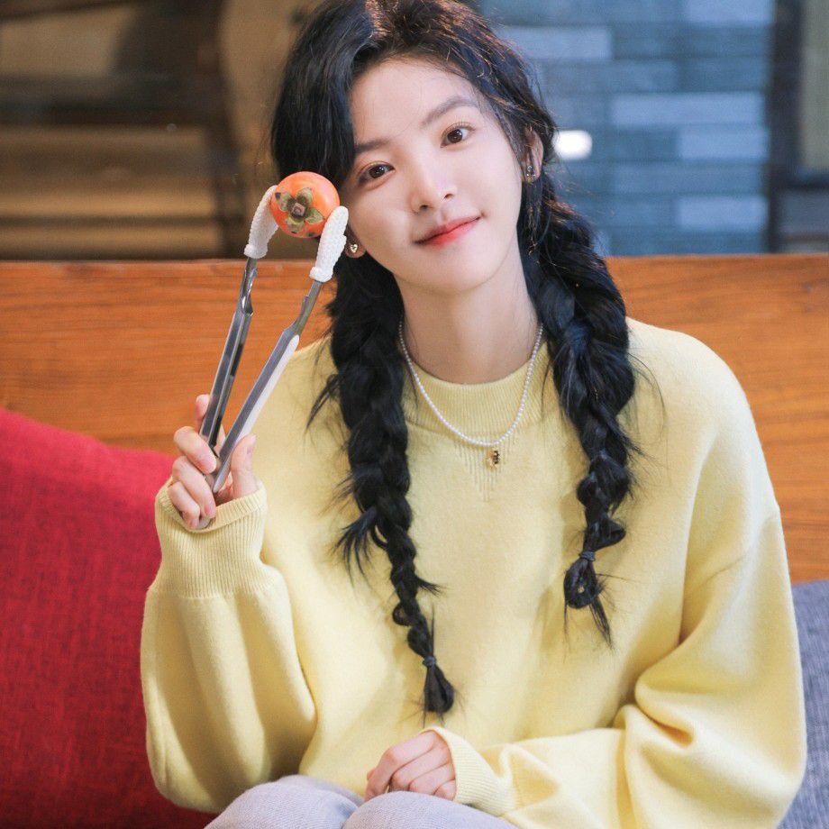 Recent activity shot of Zhang Ruonan