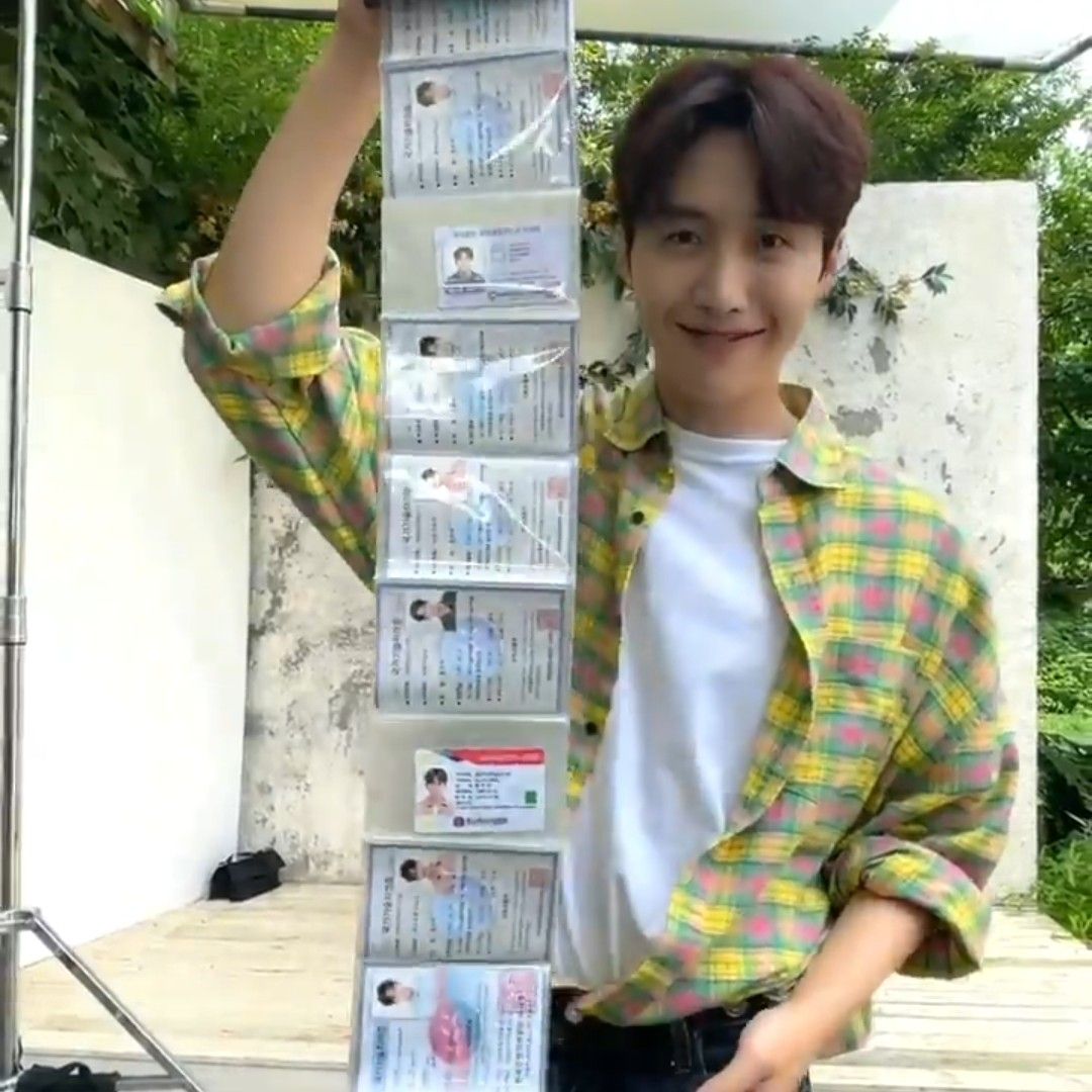 Behind-the-scenes cut of Kim Seonho