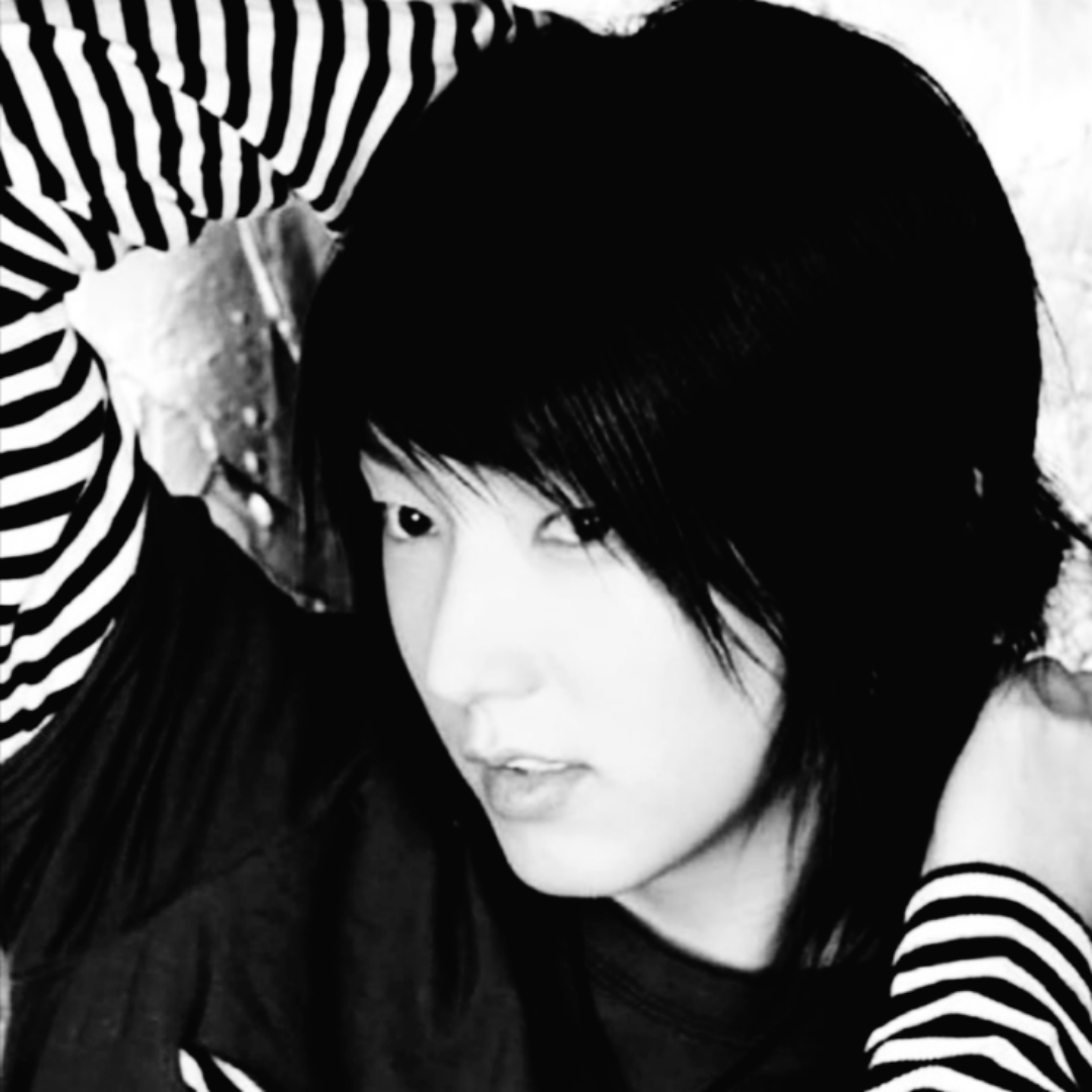 Behind-the-scenes cut of Lee Joongi