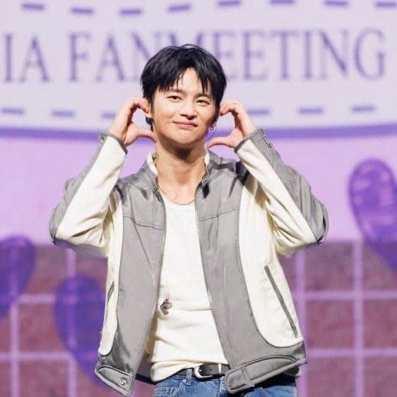 A moment captured by a fan of Seo Inguk