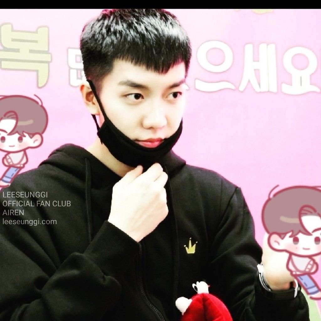 Foto terbaru dari Lee Seunggi