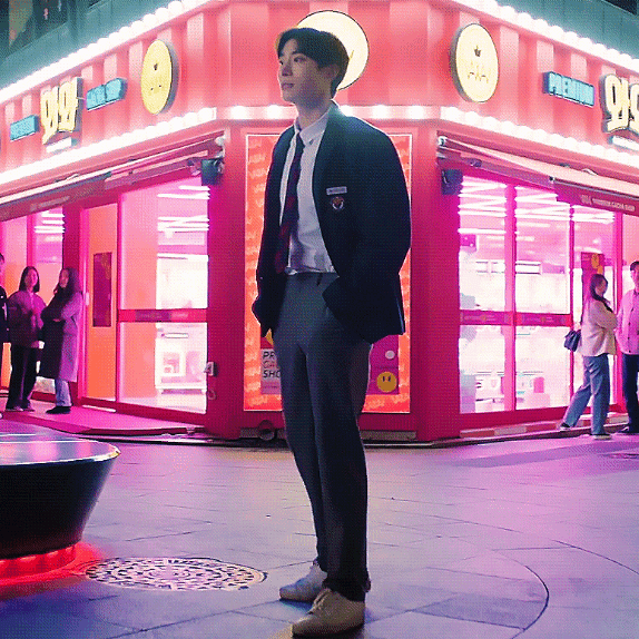 Behind-the-scenes cut of Choo Youngwoo