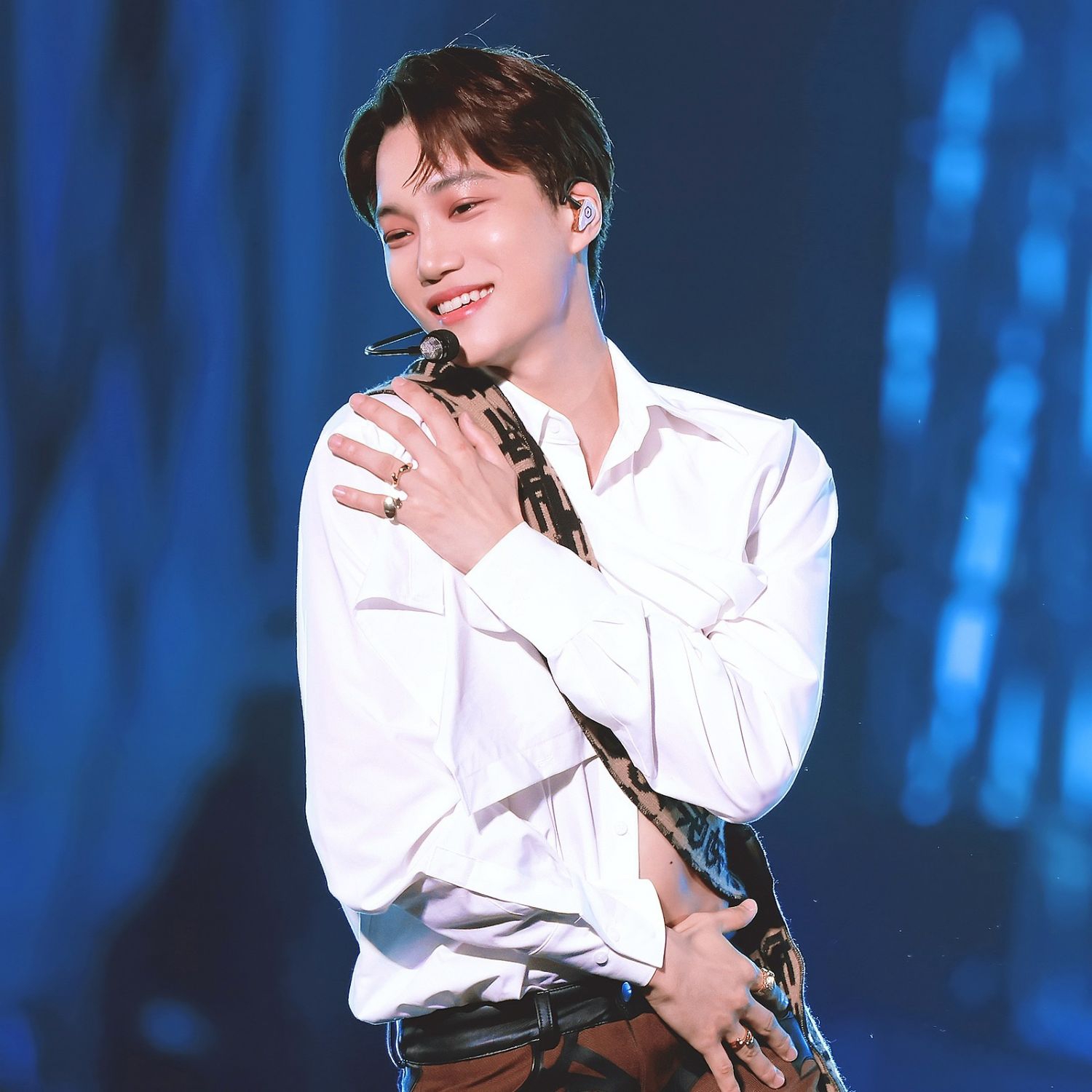 Behind-the-scenes cut of KAI