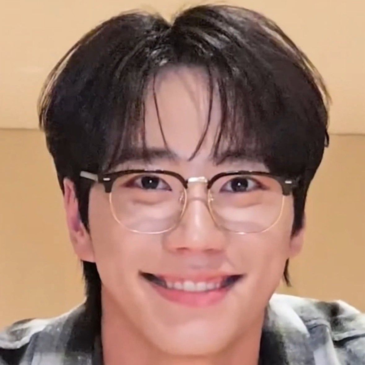 Latest photo of Lee Junyoung