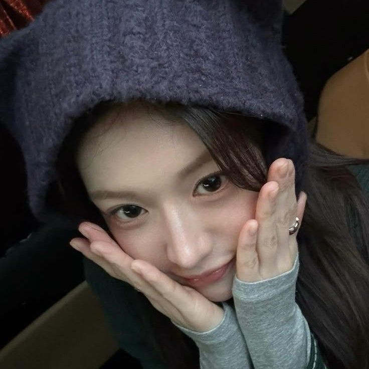 Recent activity shot of Go Younjung