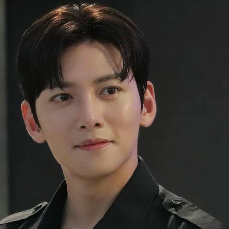 池昌旭的最新照片