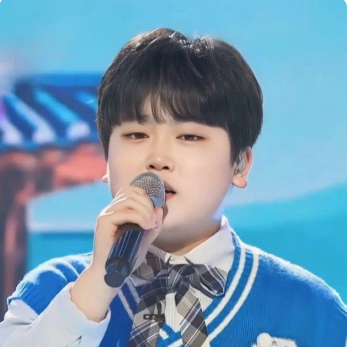 Recent activity shot of Park Sungon