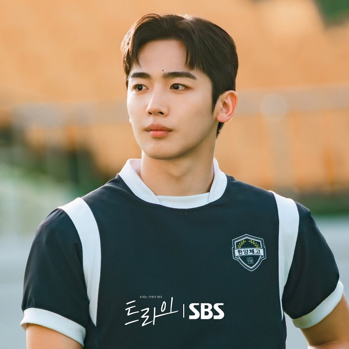 Behind-the-scenes cut of Kim Yohan