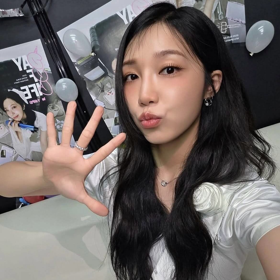정은지 최근 활동샷