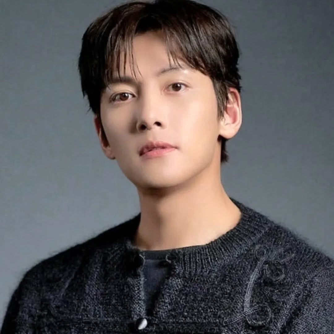 チ・チャンウクの最近の活動ショット