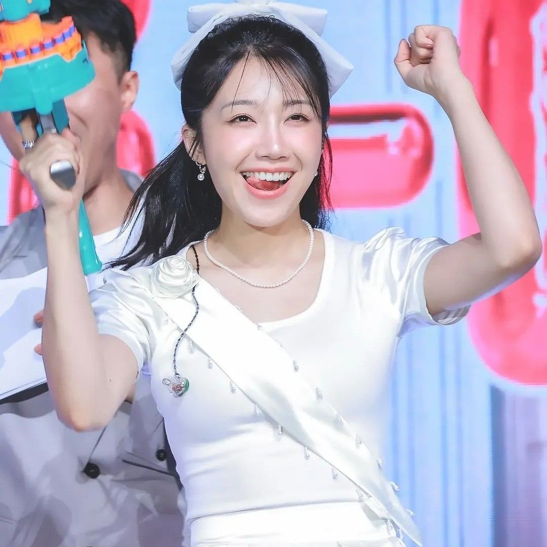 Latest photo of Jung Eunji