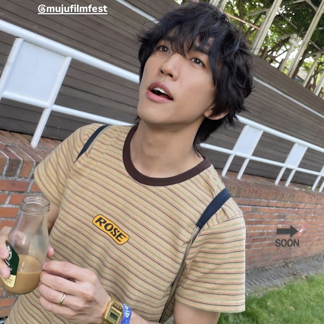 Latest photo of Lee Seungyoon
