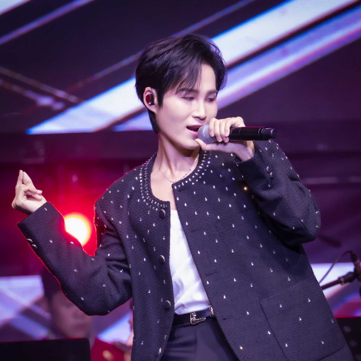 金熙栽的最新照片