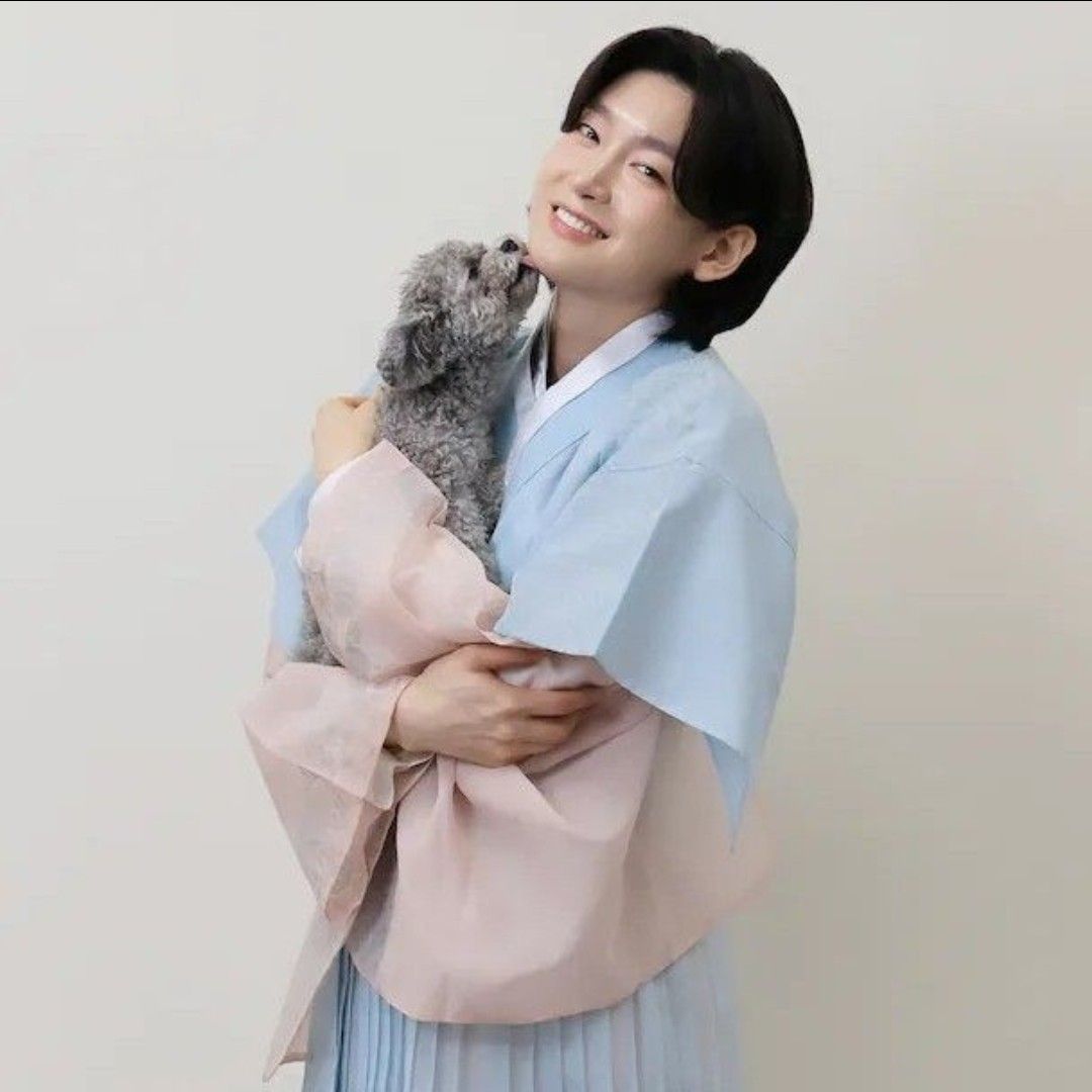 Latest photo of Kim Yongbin