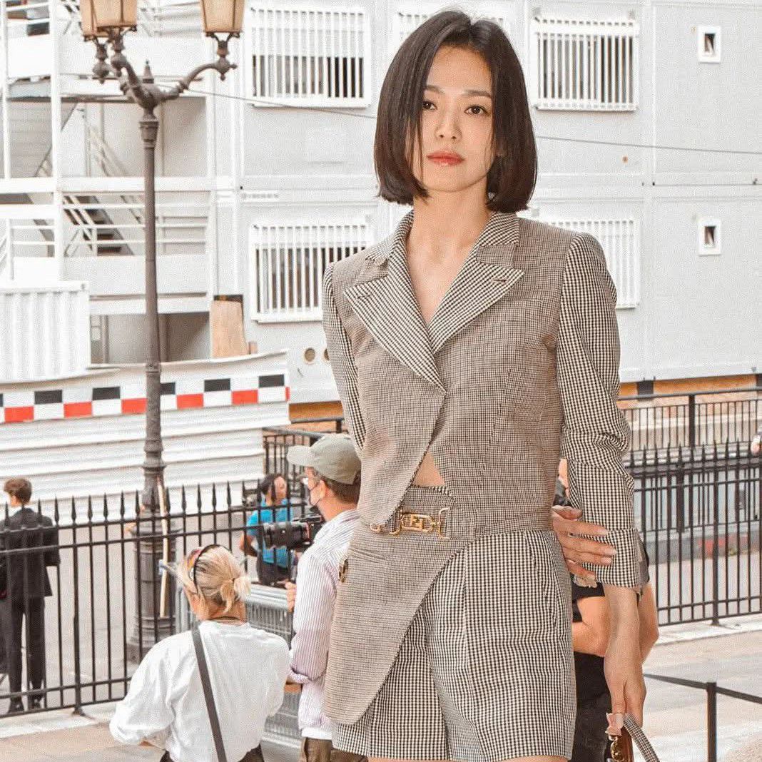 A moment captured by a fan of Song Hyekyo
