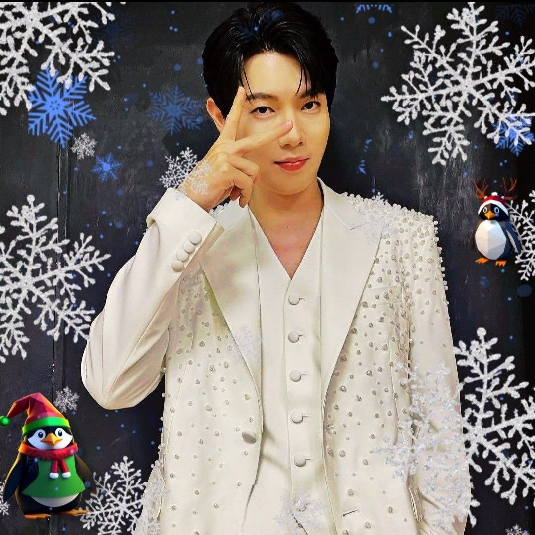 A moment captured by a fan of Son Taejin