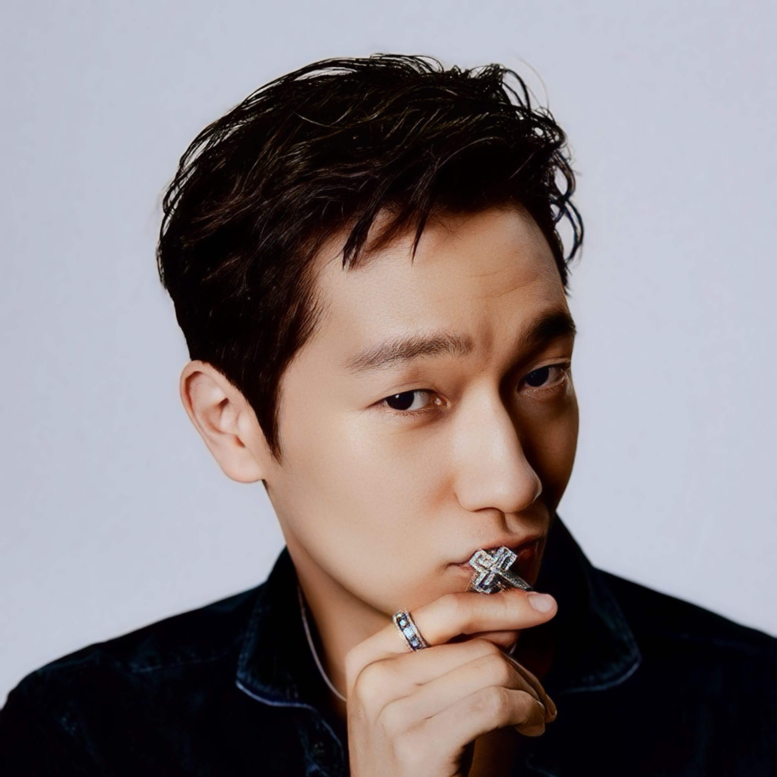 Behind-the-scenes cut of Son Seokkoo