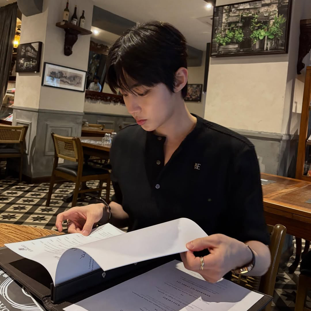 Recent activity shot of Hwang Inyoup