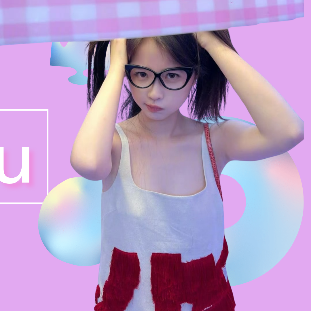 A moment captured by a fan of Esther Yu