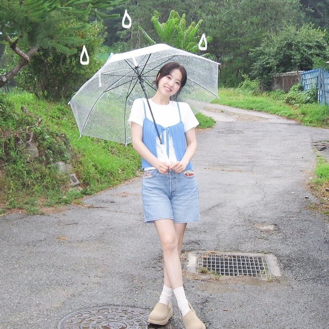 Recent activity shot of Park Boyoung