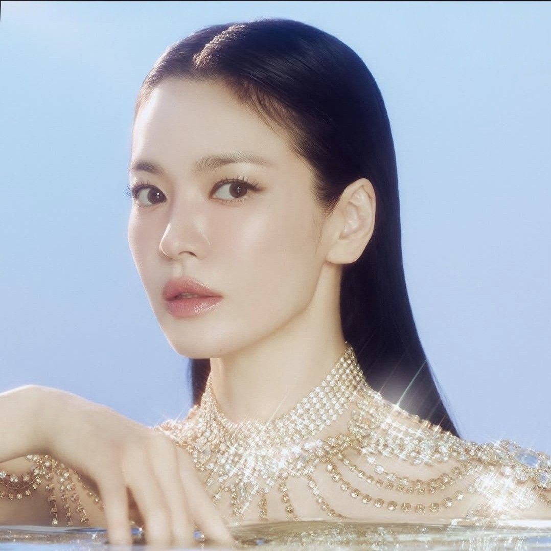 A moment captured by a fan of Song Hyekyo