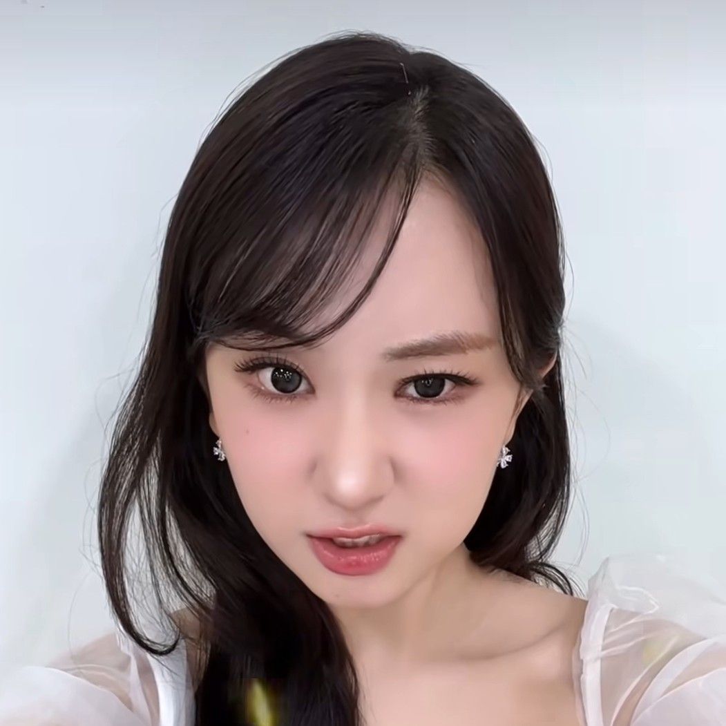 전유진의 최신 사진