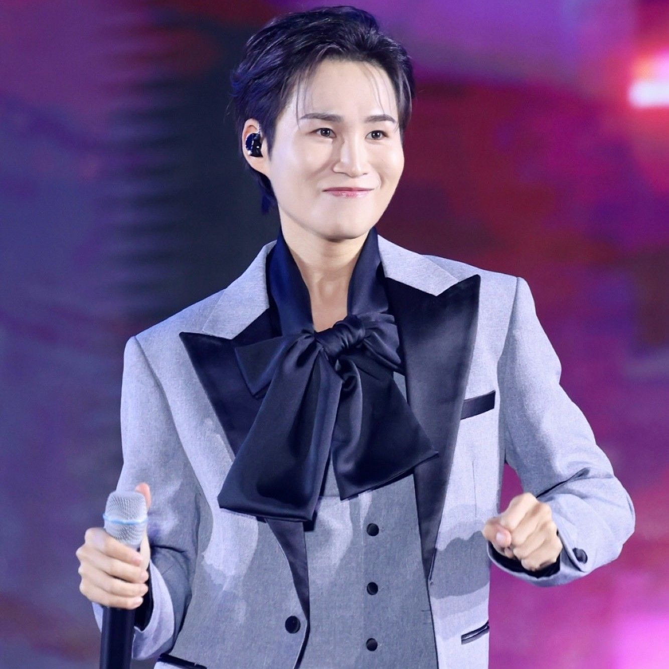 金熙栽的最新照片