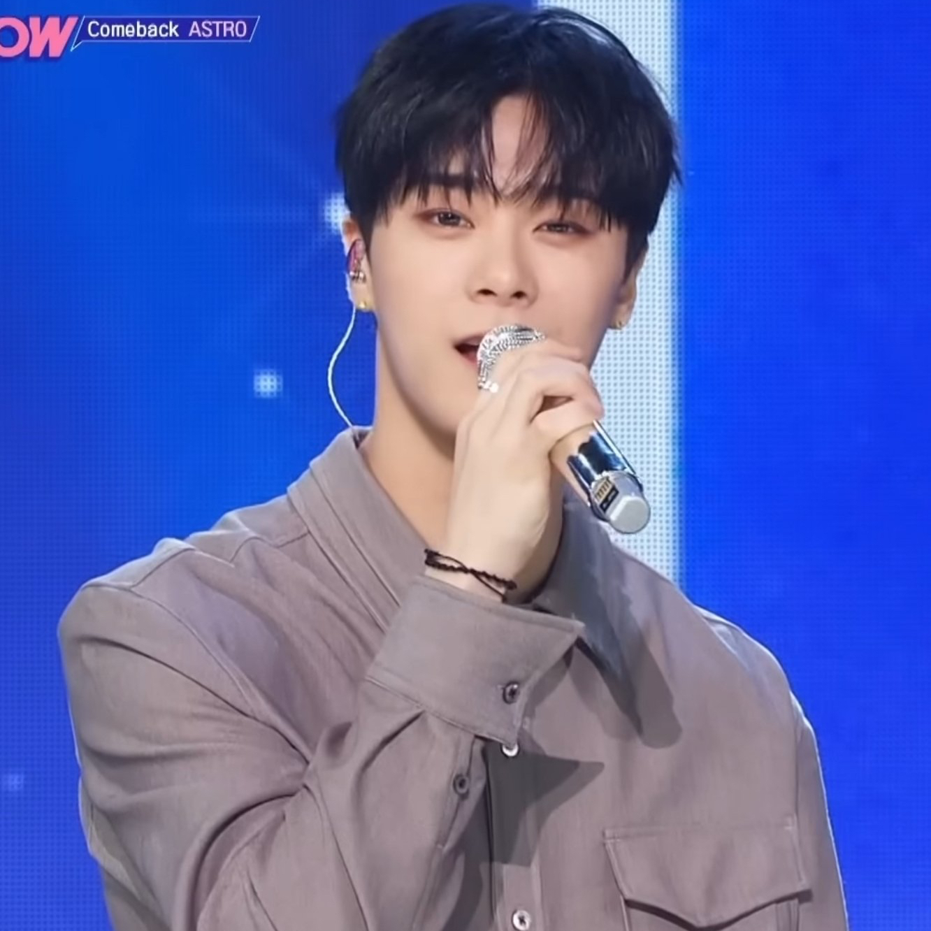 Latest photo of Cha Eunwoo