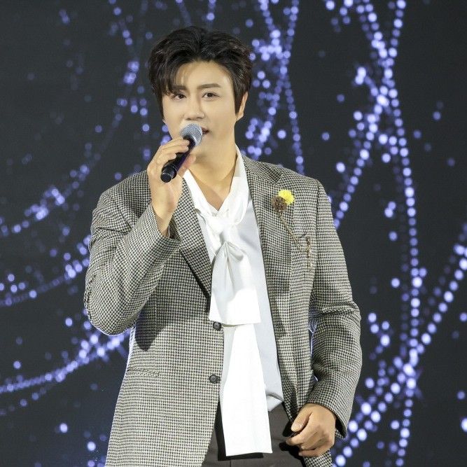 晋海成的最新照片