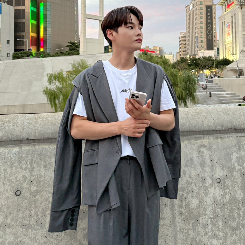 Recent activity shot of Park Seojin