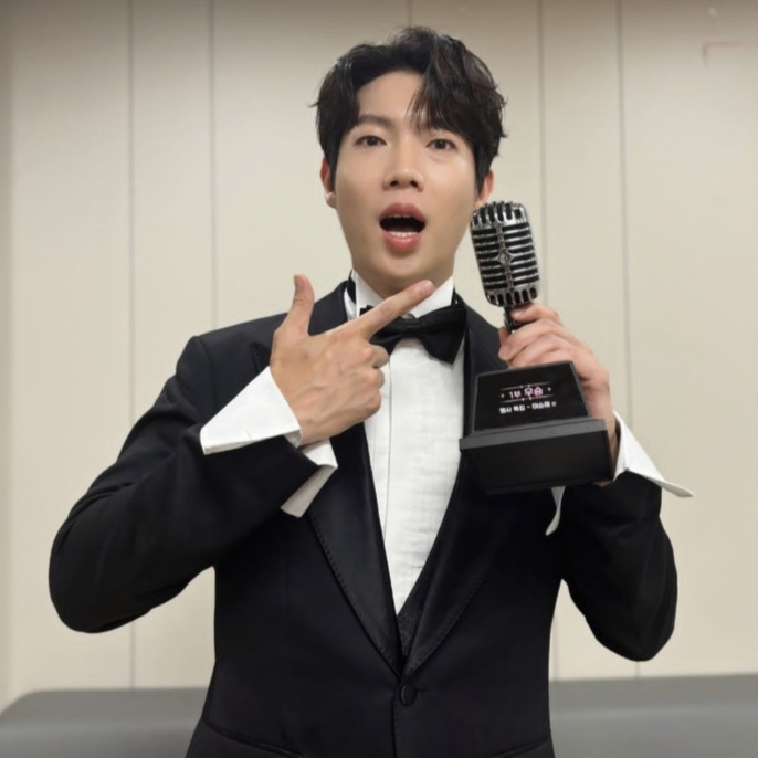 Behind-the-scenes cut of Son Taejin